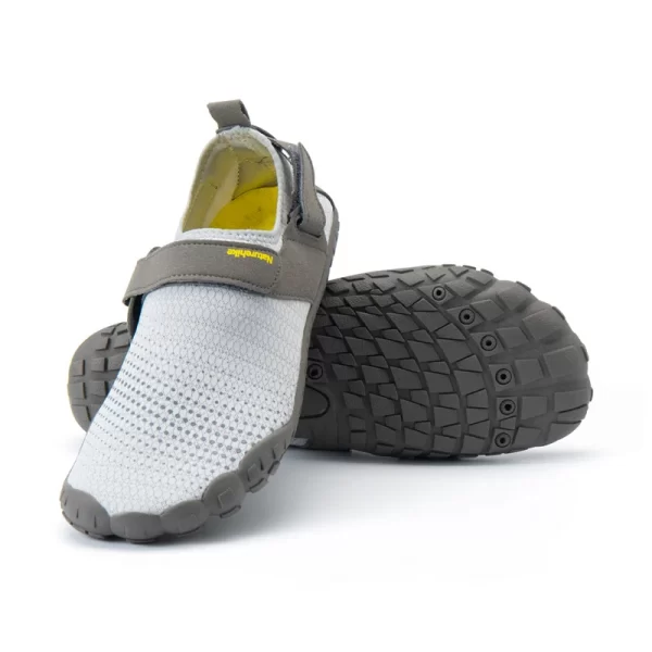 کفش ساحلی نیچرهایک مدل Silicone Anti-Slip Wading Shoes امتیازدهی