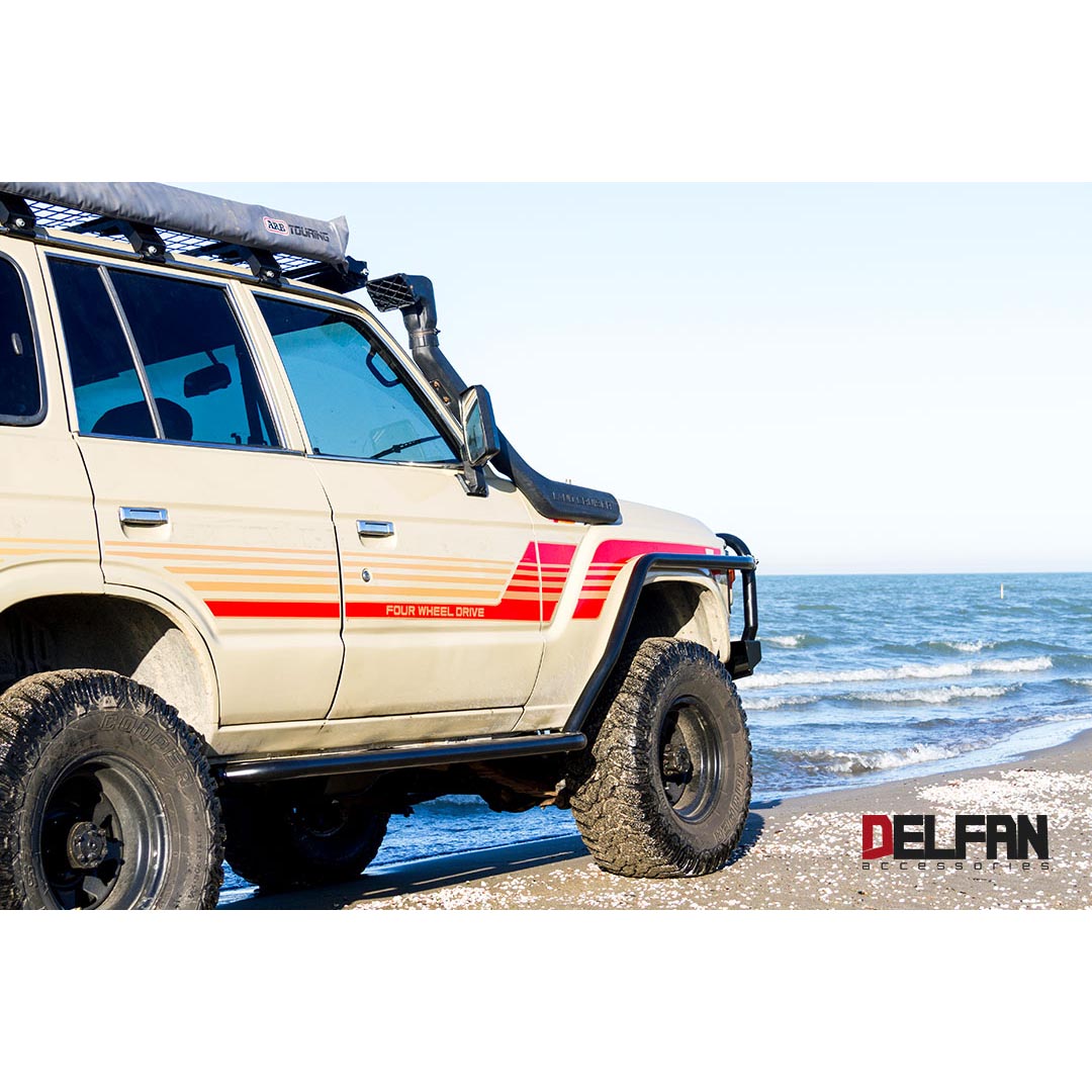 DELFAN TOYOTA LAND CRUISER 60 FRONT FENDER GUARD