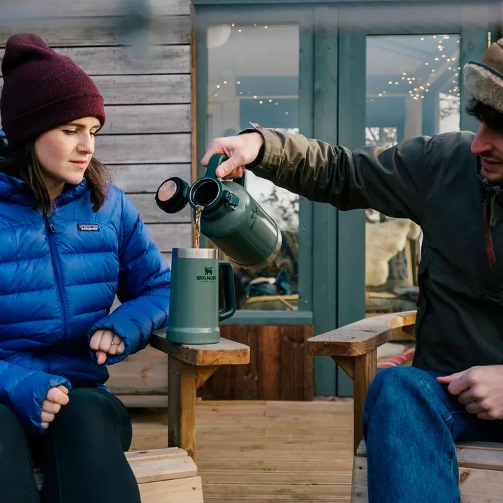 لیوان سفری دسته دار استنلی مدل Adventure Big Grip Beer Stein 700mL - Image 18